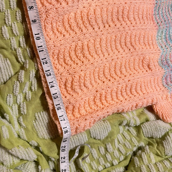 Handmade Knit Top - Picture 4 of 4